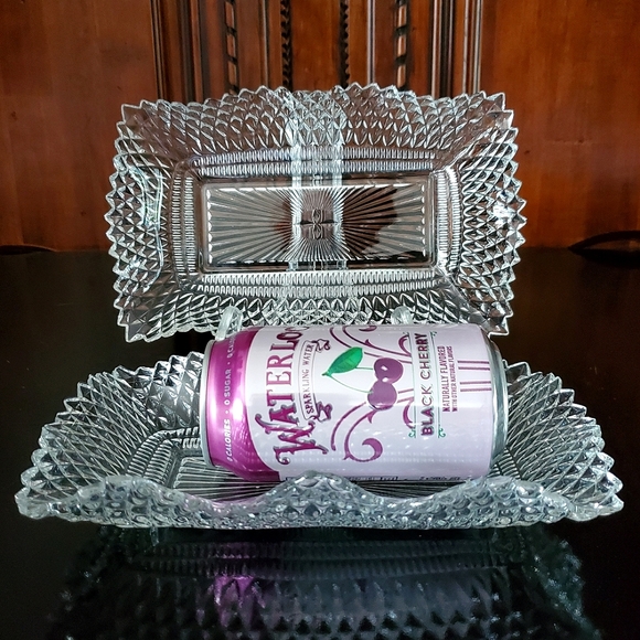 (2) "Traditions Clear" 9" Rectangle Vntg Diamond Point Dishes by Federal Glass - Picture 2 of 3